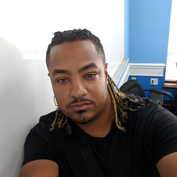 Meet your Posher, Reginald - Picture 2 of 3